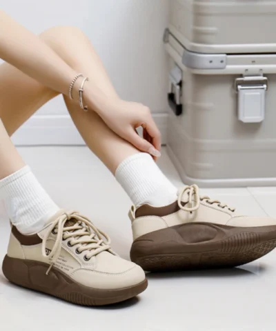 2025 nouvelles chaussures tendance de style coréen, chaussures décontractées polyvalentes à semelles épaisses